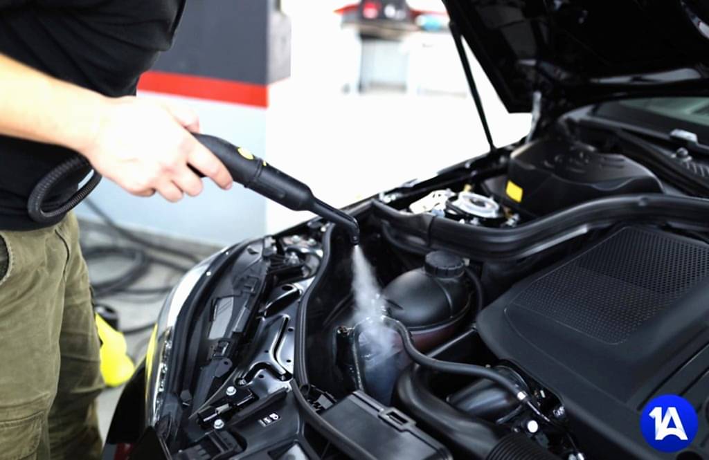 Motorwäsche an Ihrem Fahrzeug